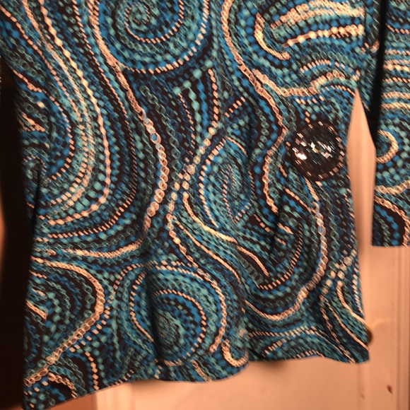 Small blue blouse - Picture 3 of 6